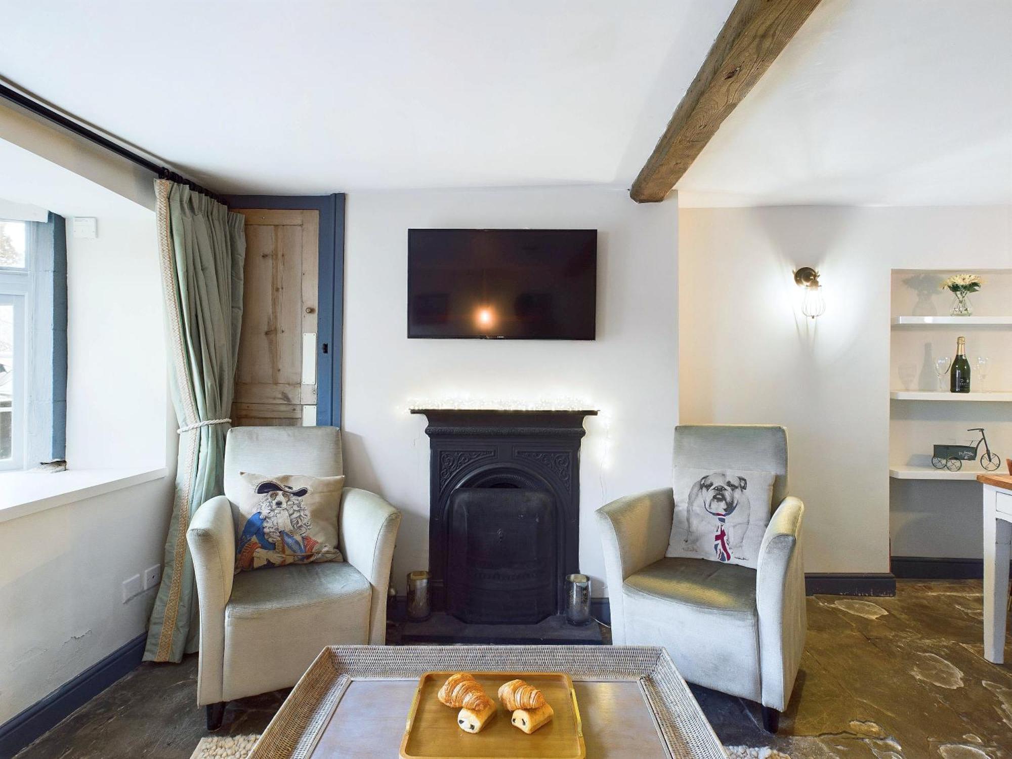 Cosy Cottage In Moreton-In-Marsh Exterior photo